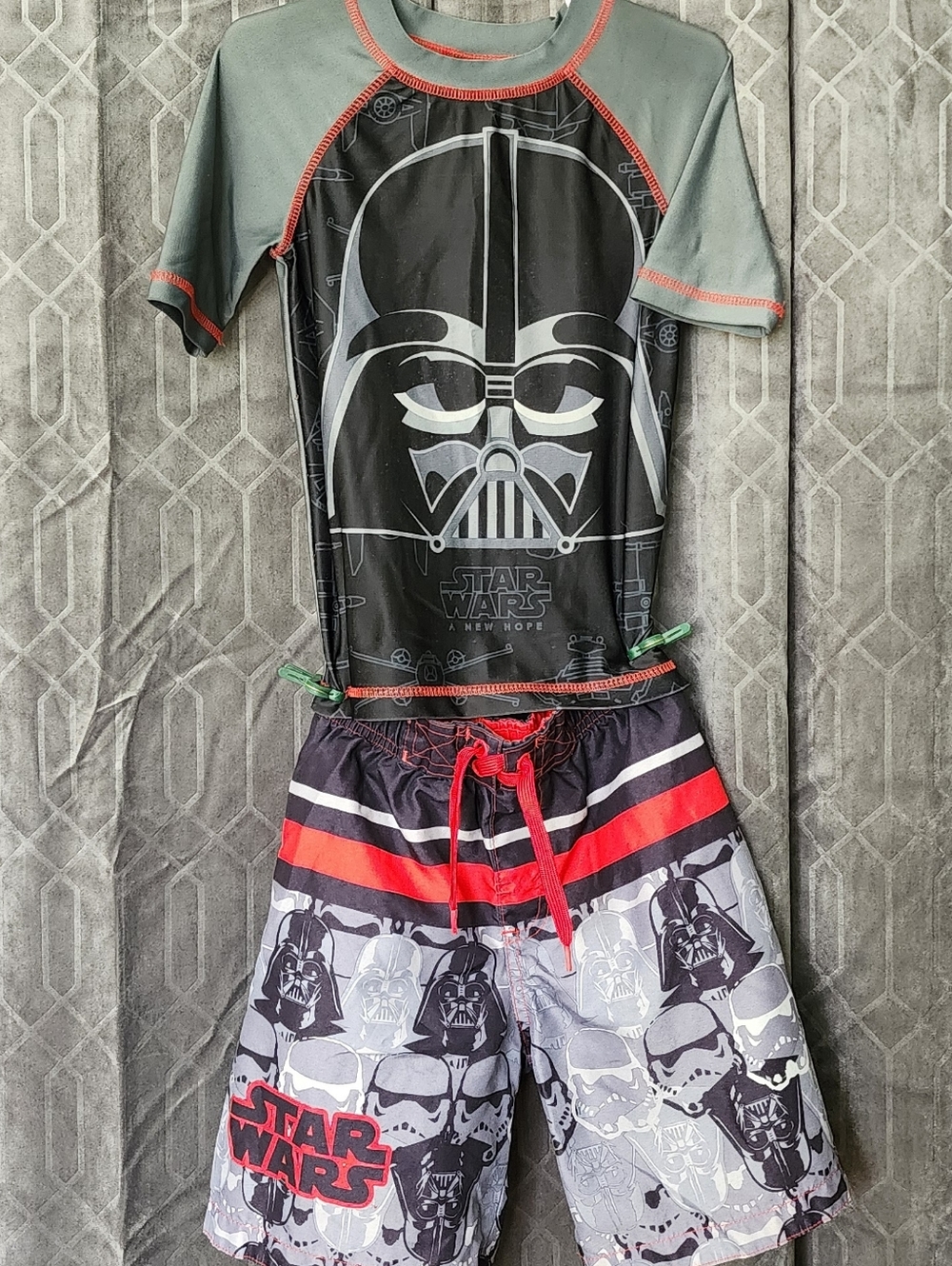Star Wars Gray and Red Boys Swim Rash Guard Set